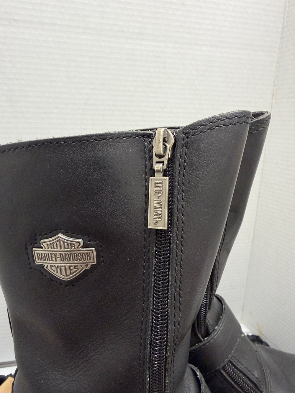 Harley Davidson women’s boots. - Picture 2 of 6